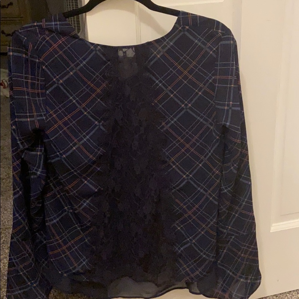 NWT LC Top - Picture 3 of 4